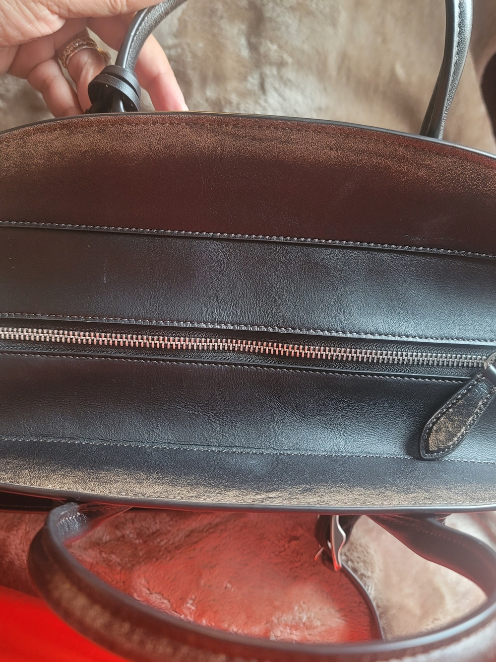 Coach Empire 40 Soft Empire Carryall Black Glovetanned Leather Bag CBR69 - Picture 9 of 15